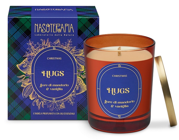 NASOTERAPIA CANDELA CHRISTMAS IS IN THE AIR HUGS FIOR DI MANDORLO E VANIGLIA 180 G - Farmacia di Regoledo Srl
